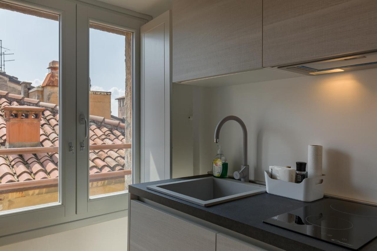Rooms Castelvecchio - Palazzo Canossa Верона Экстерьер фото