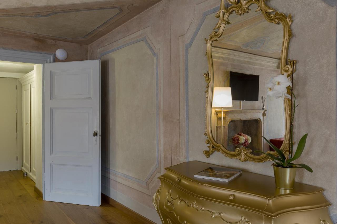 Rooms Castelvecchio - Palazzo Canossa Верона Экстерьер фото